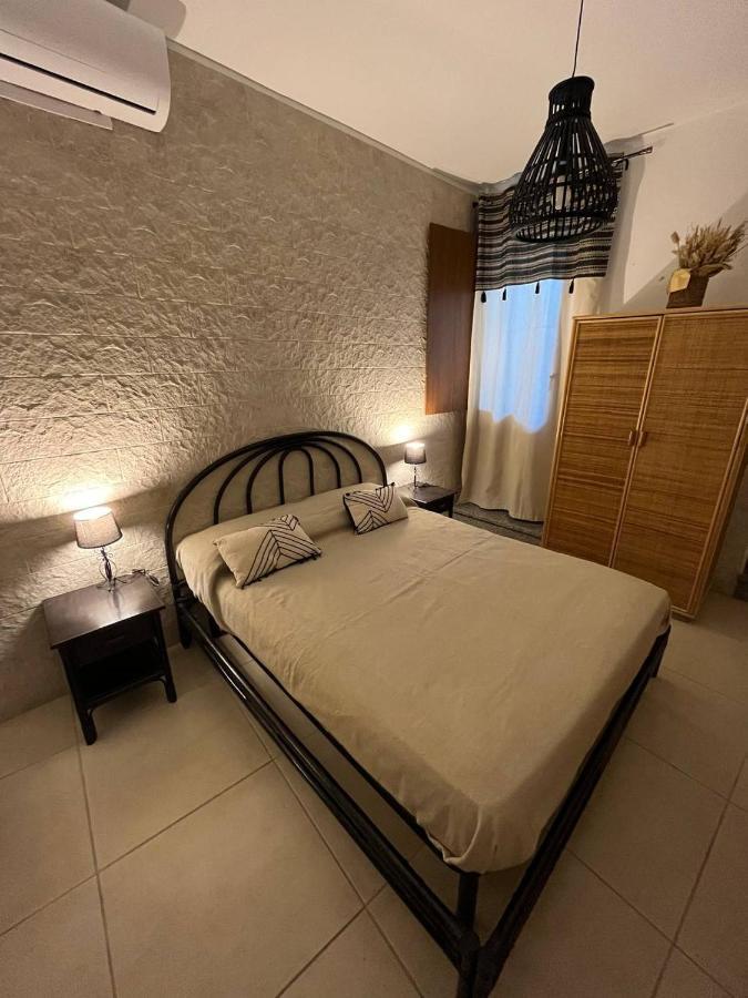 Dimora Del Chiostro Hotel Oristano Exterior photo